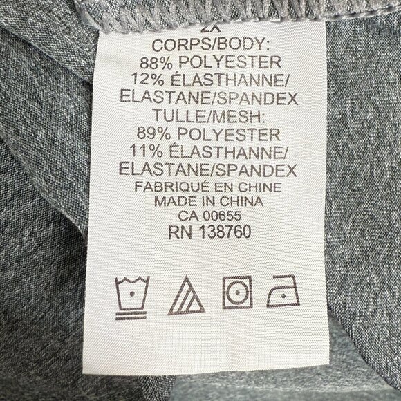 Penningtons Woman Active Zone Top Gray White Short Sleeve Collar V Neck Size 2X - Picture 4 of 4